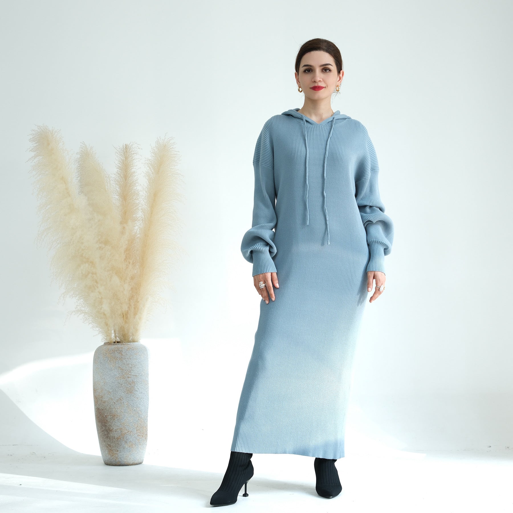 Loriya Dubai Middle East Autumn and Winter thickened knitted loose sweater dress LR668