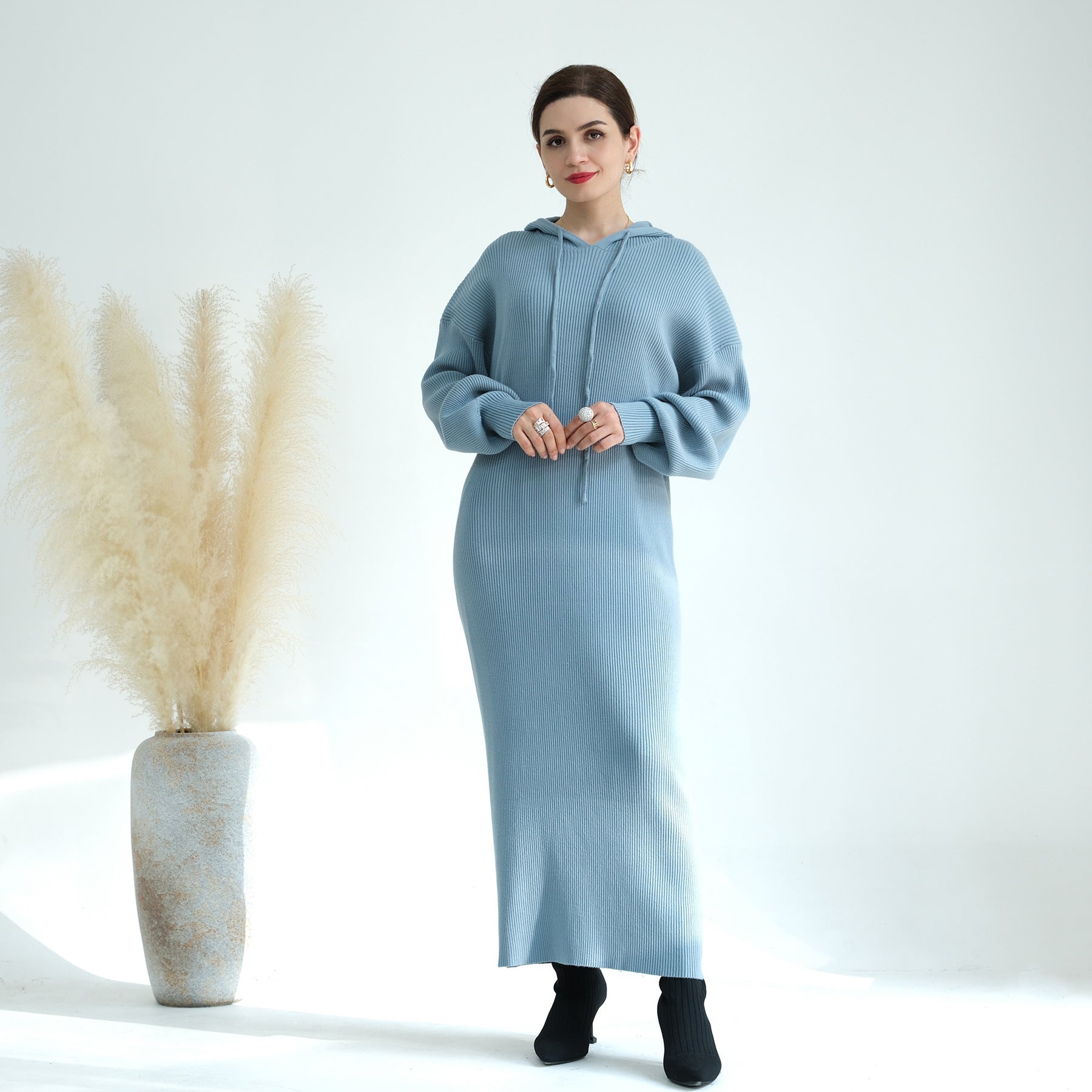 Loriya Dubai Middle East Autumn and Winter thickened knitted loose sweater dress LR668
